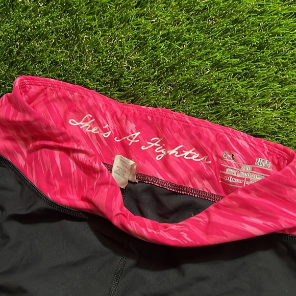 Women’s Under Armour Capri Leggings - Breast Cancer Support - Picture 3 of 4